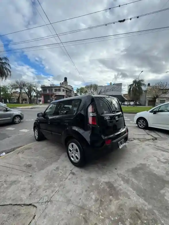 Kia Soul 1.6 Classic 5Mt 2010 - foto 4