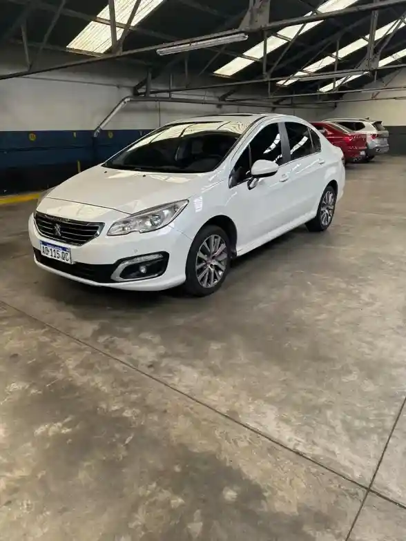 Peugeot 408 1.6 Feline Hdi 115Cv 2017 - foto 1