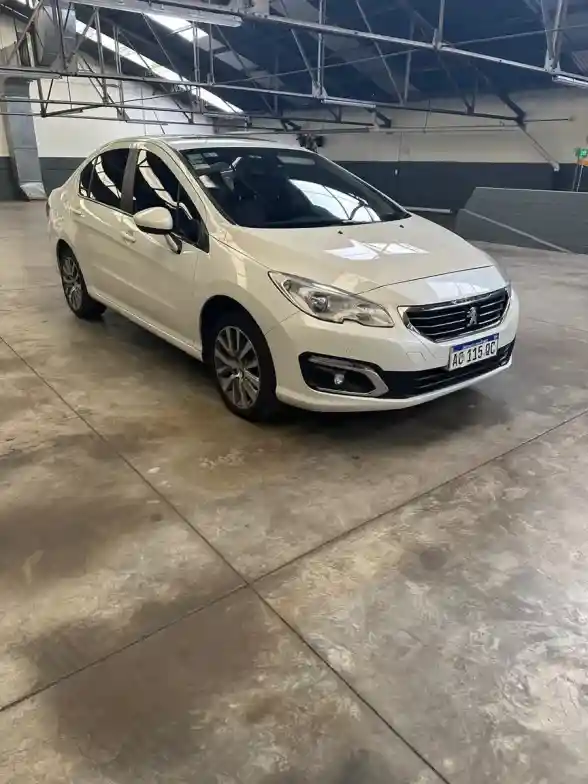 Peugeot 408 1.6 Feline Hdi 115Cv 2017 - foto 2