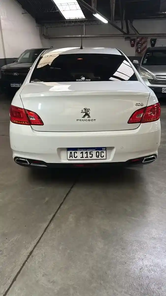 Peugeot 408 1.6 Feline Hdi 115Cv 2017 - foto 4