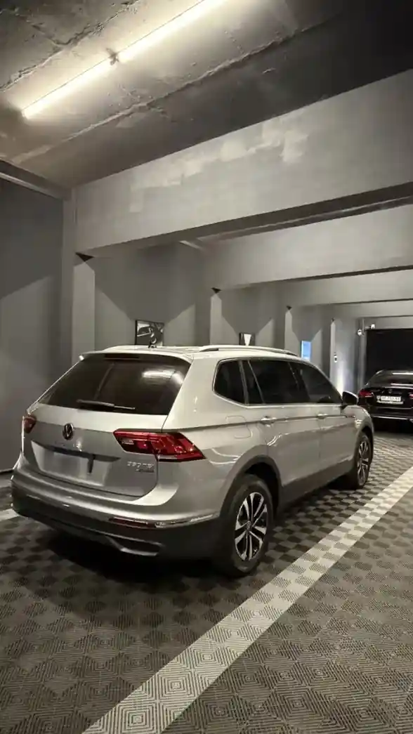 Volkswagen Tiguan Allspace 2.0 Tsi Life 4Motion Dsg 2023 - foto 3