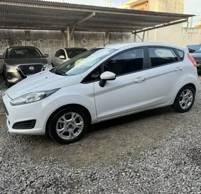Ford Fiesta Kinetic 1.6 S Plus 120Cv 2015 - foto 3
