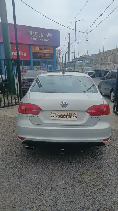 Volkswagen Vento 2.0 Sportline Tsi 200Cv 2012 - foto 2