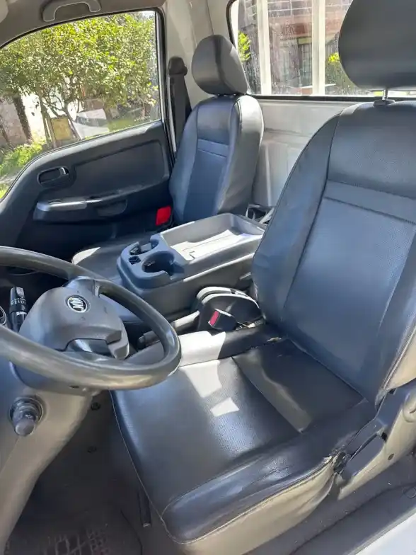 Kia K2500 2.5 Caja 2018 - foto 4