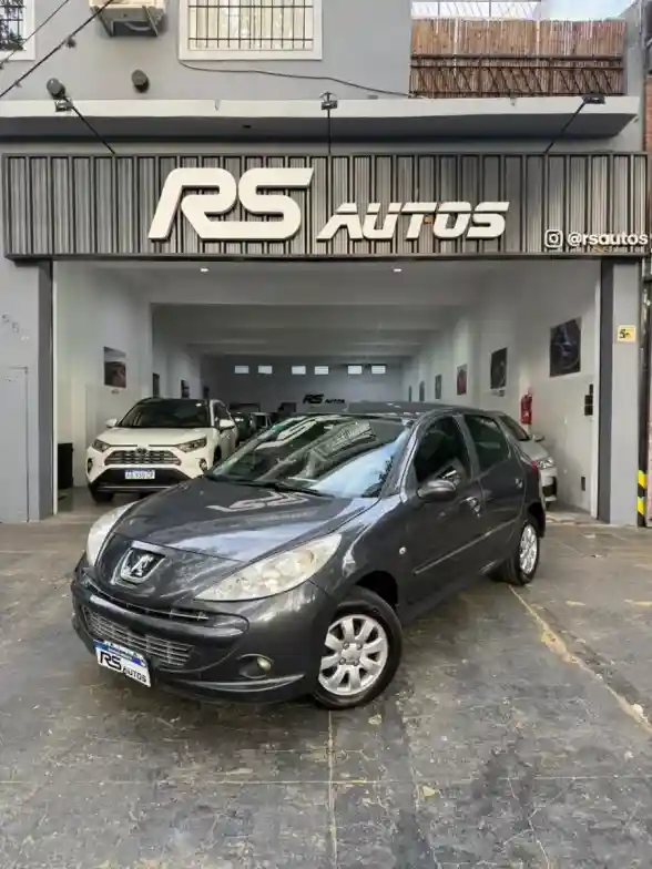 Peugeot 207 2011 - foto 1