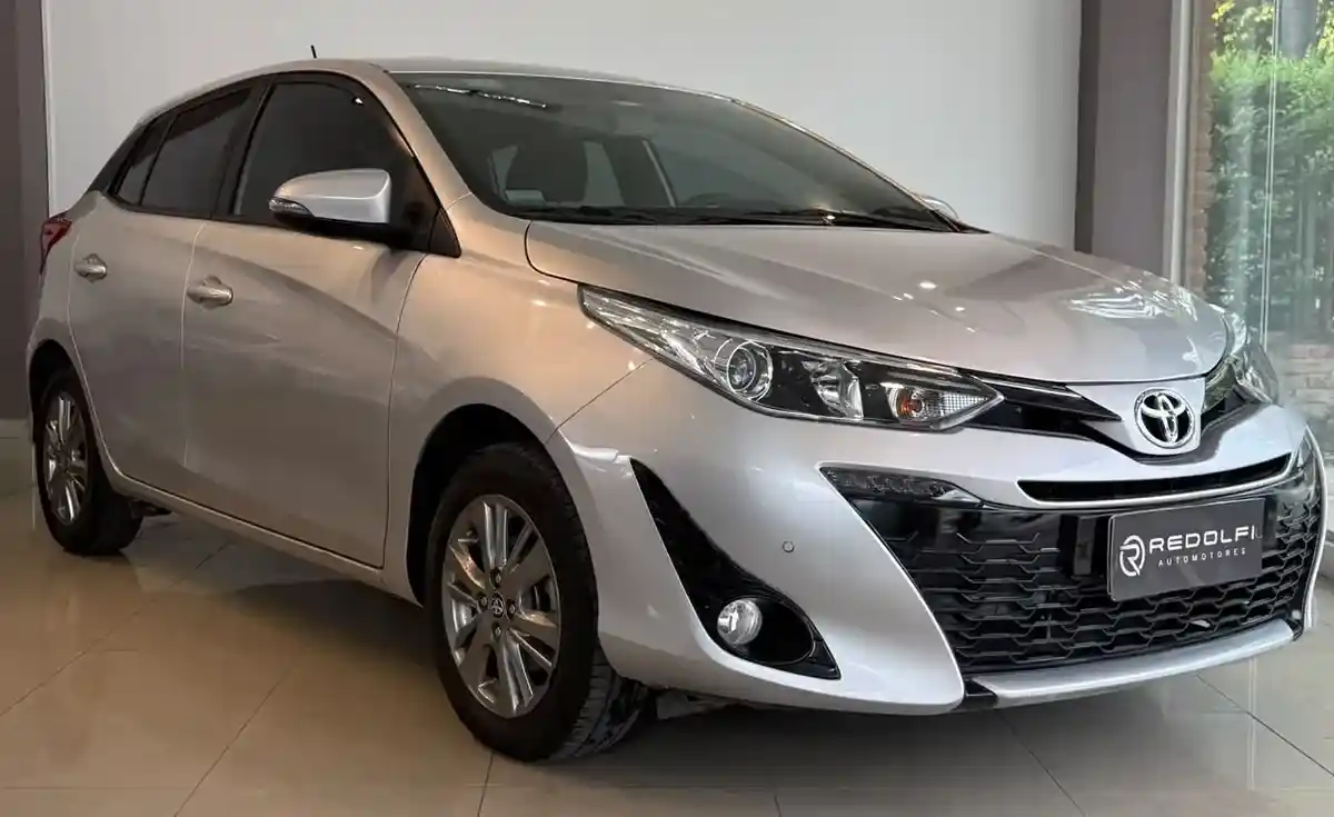Toyota Yaris 1.5 107Cv Xls Cvt 2021 - foto 3