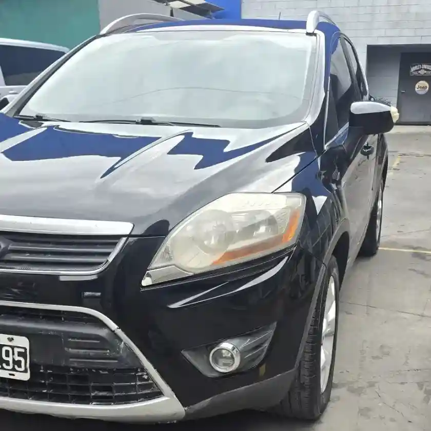 Ford Kuga 2.5 Titanium At 4X4 (Ku03) 2010 - foto 1