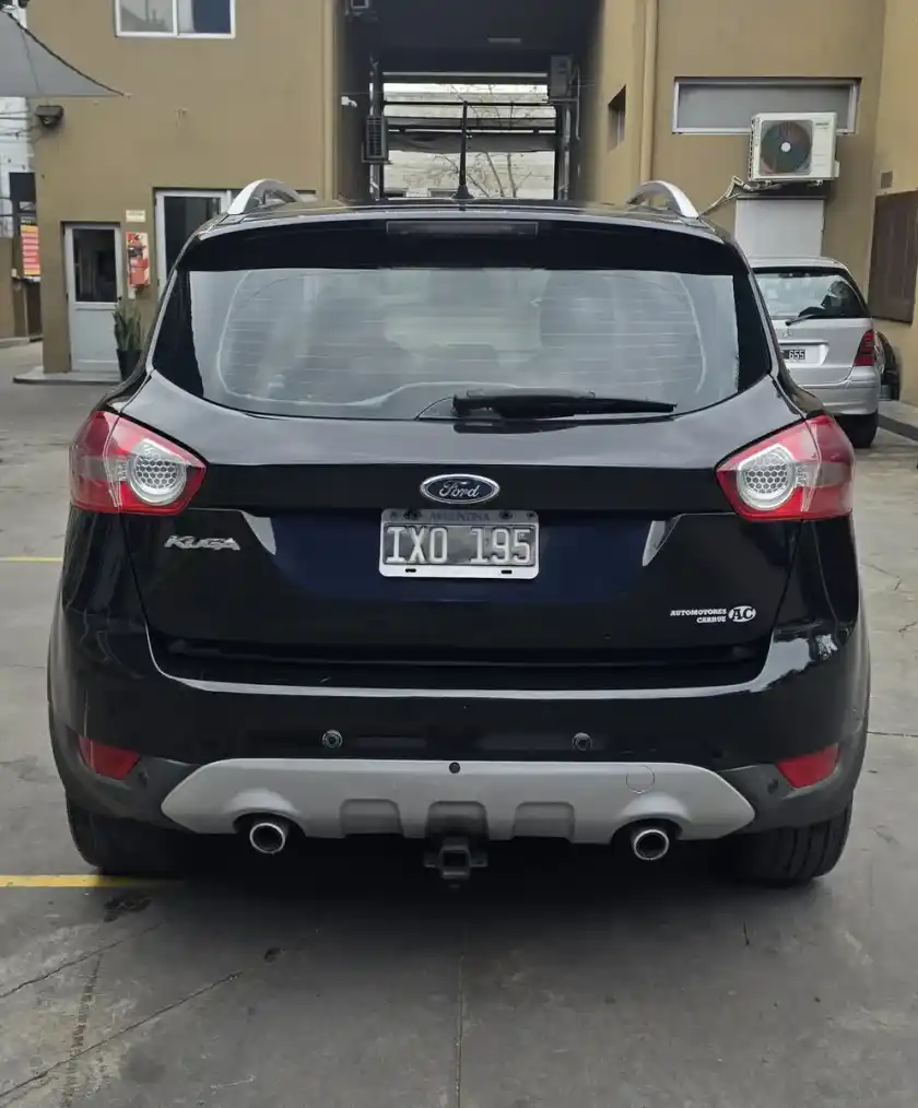 Ford Kuga 2.5 Titanium At 4X4 (Ku03) 2010 - foto 4