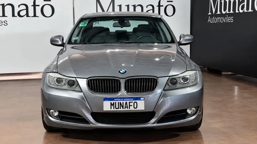 Bmw 325I N/A 2010 - foto 2