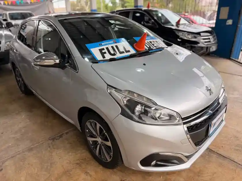 Peugeot 208 1.6 Allure Plus Hdi 2018 - foto 3