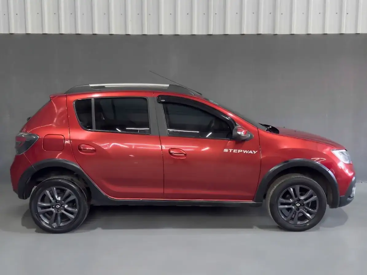 Renault Sandero Stepway 1.6 16V Intense 2023 - foto 4
