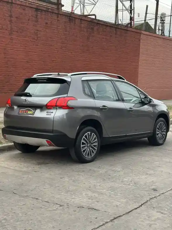 Peugeot 2008 1.6 Active 2016 - foto 3