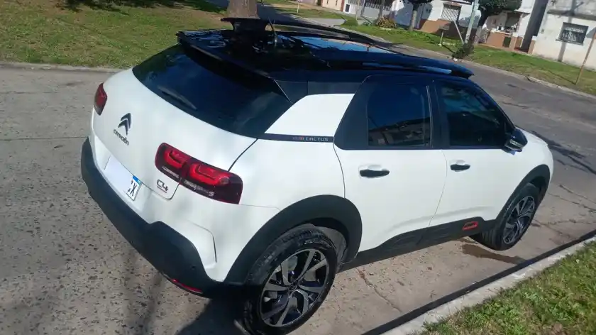 Citroën C4 Cactus 1.6 Vti 115 Feel Pack Plus Bitono At6 2023 - foto 3
