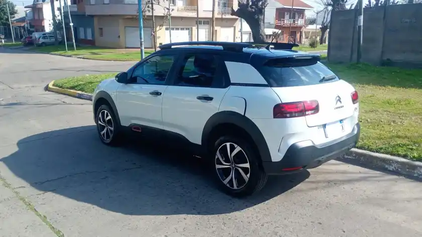 Citroën C4 Cactus 1.6 Vti 115 Feel Pack Plus Bitono At6 2023 - foto 5