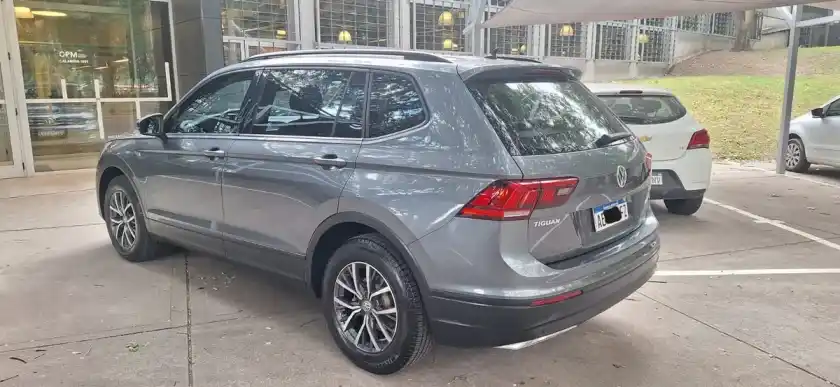 Volkswagen Tiguan Allspace 1.4 Tsi Trendline 150Cv Dsg 2021 - foto 4