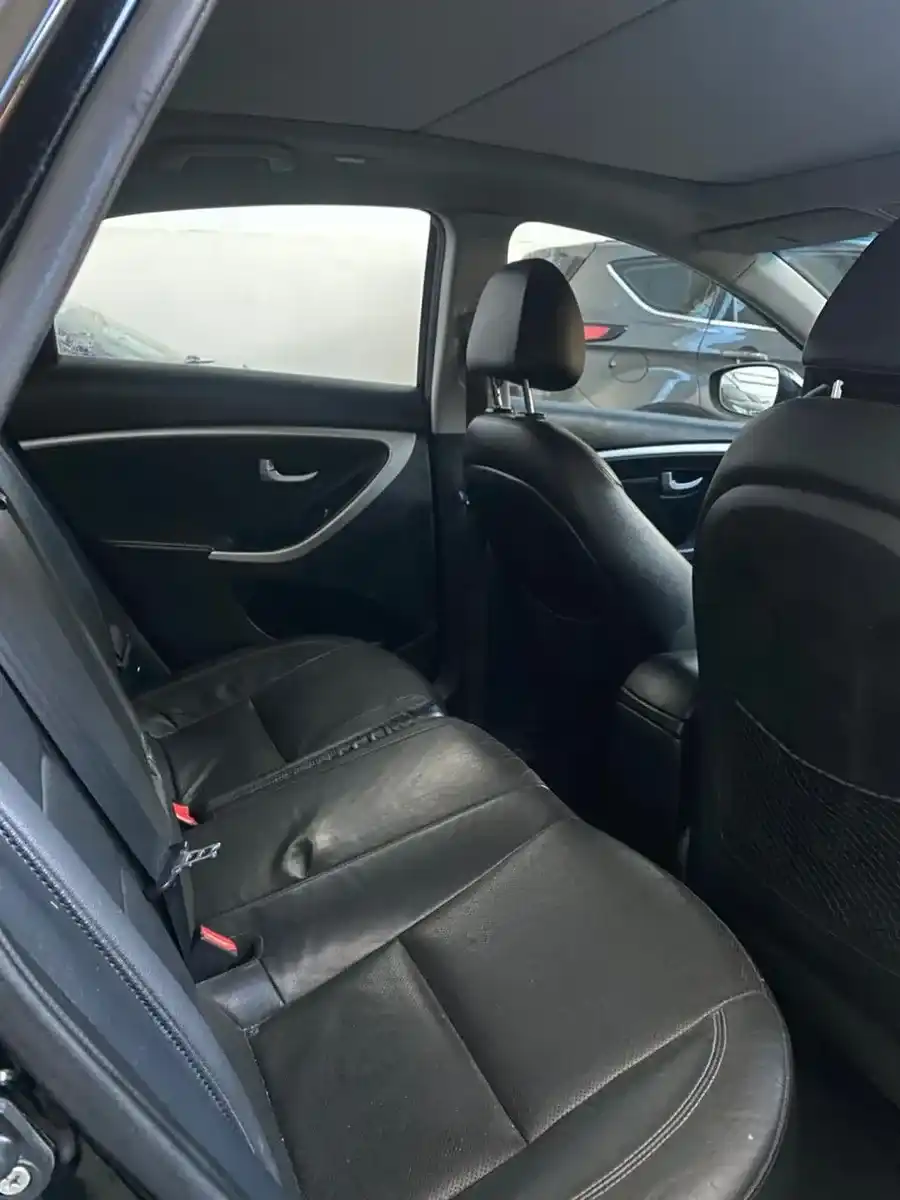 Hyundai I30 1.8 Gls Seg Premium L At 2014 - foto 5