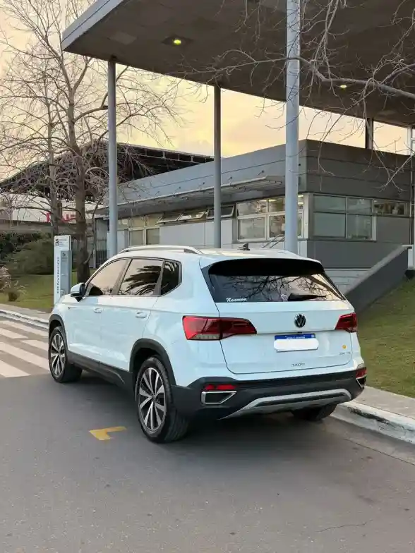 Volkswagen Taos 1.4 250 Tsi Highline 2022 - foto 3