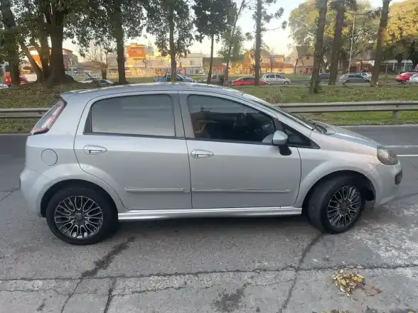 Fiat Punto 1.6 Sporting 2013 - foto 5