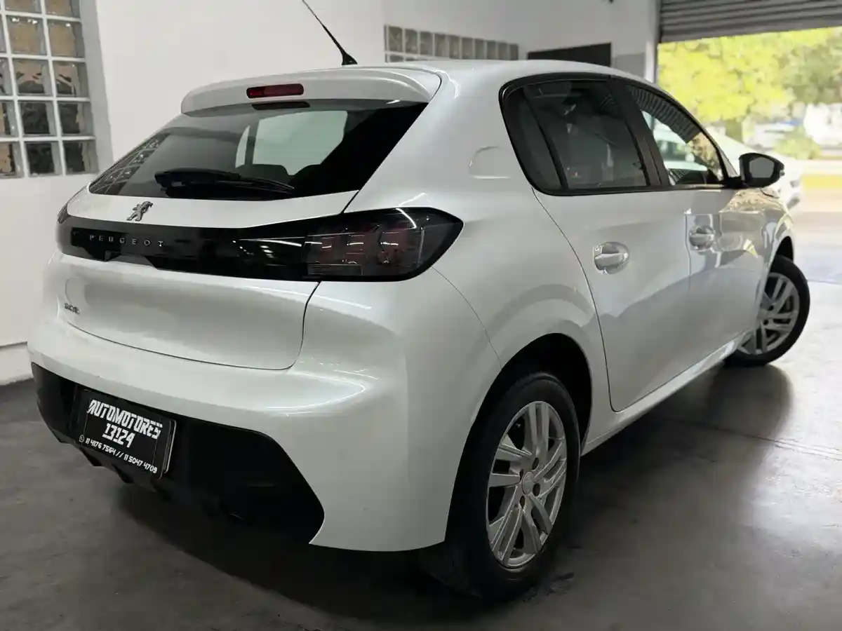 Peugeot 208 1.6 Active Tiptronic 2021 - foto 2