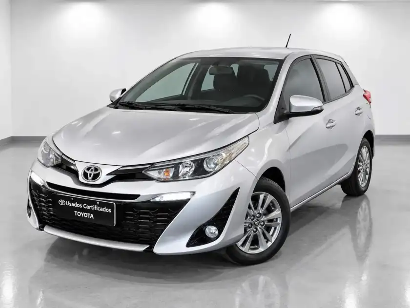 Toyota Yaris 1.5 5 Ptas Xls Cvt L/20 2021 - foto 1