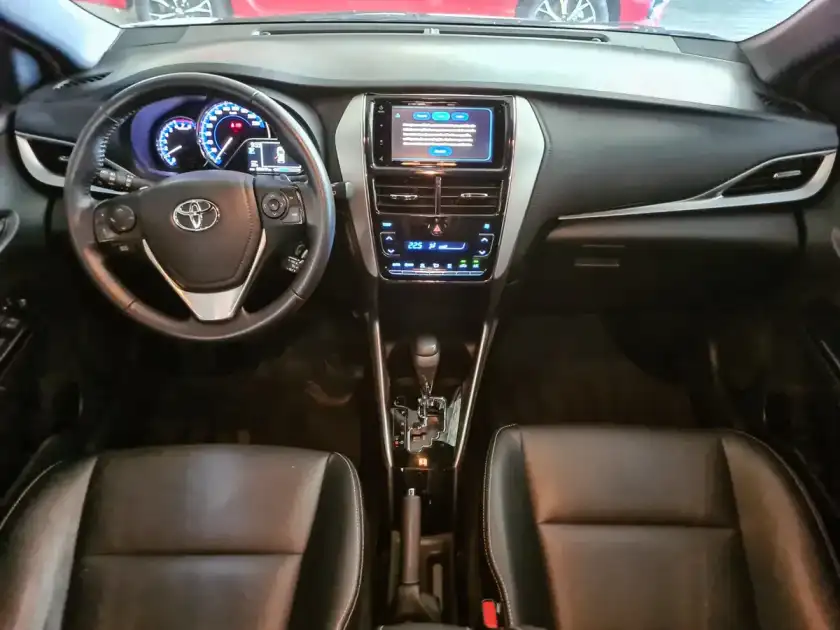 Toyota Yaris 1.5 5 Ptas Xls Cvt L/20 2021 - foto 5
