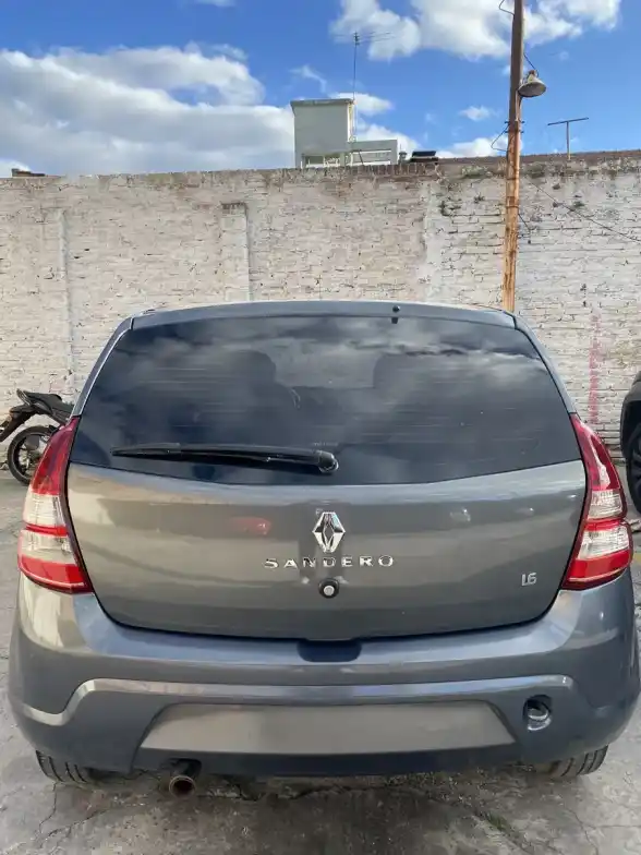 Renault Sandero 1.6 Pack Plus 90Cv 2012 - foto 3