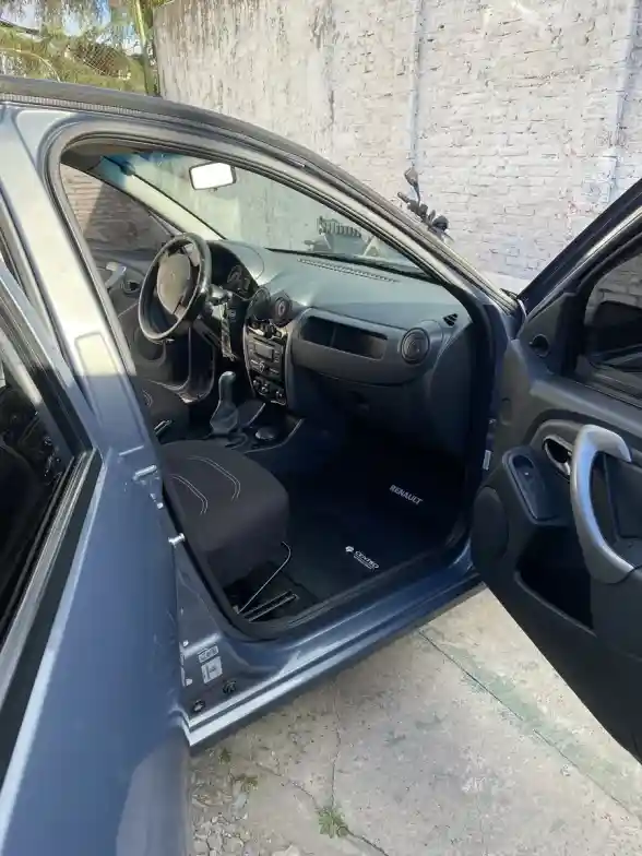 Renault Sandero 1.6 Pack Plus 90Cv 2012 - foto 5