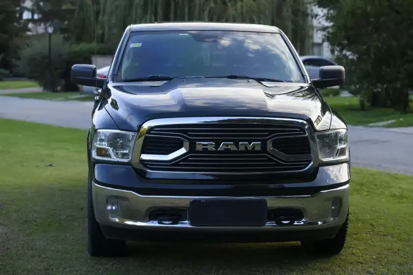 Ram 1500 5.7 Laramie Atx V8 2018 - foto 2