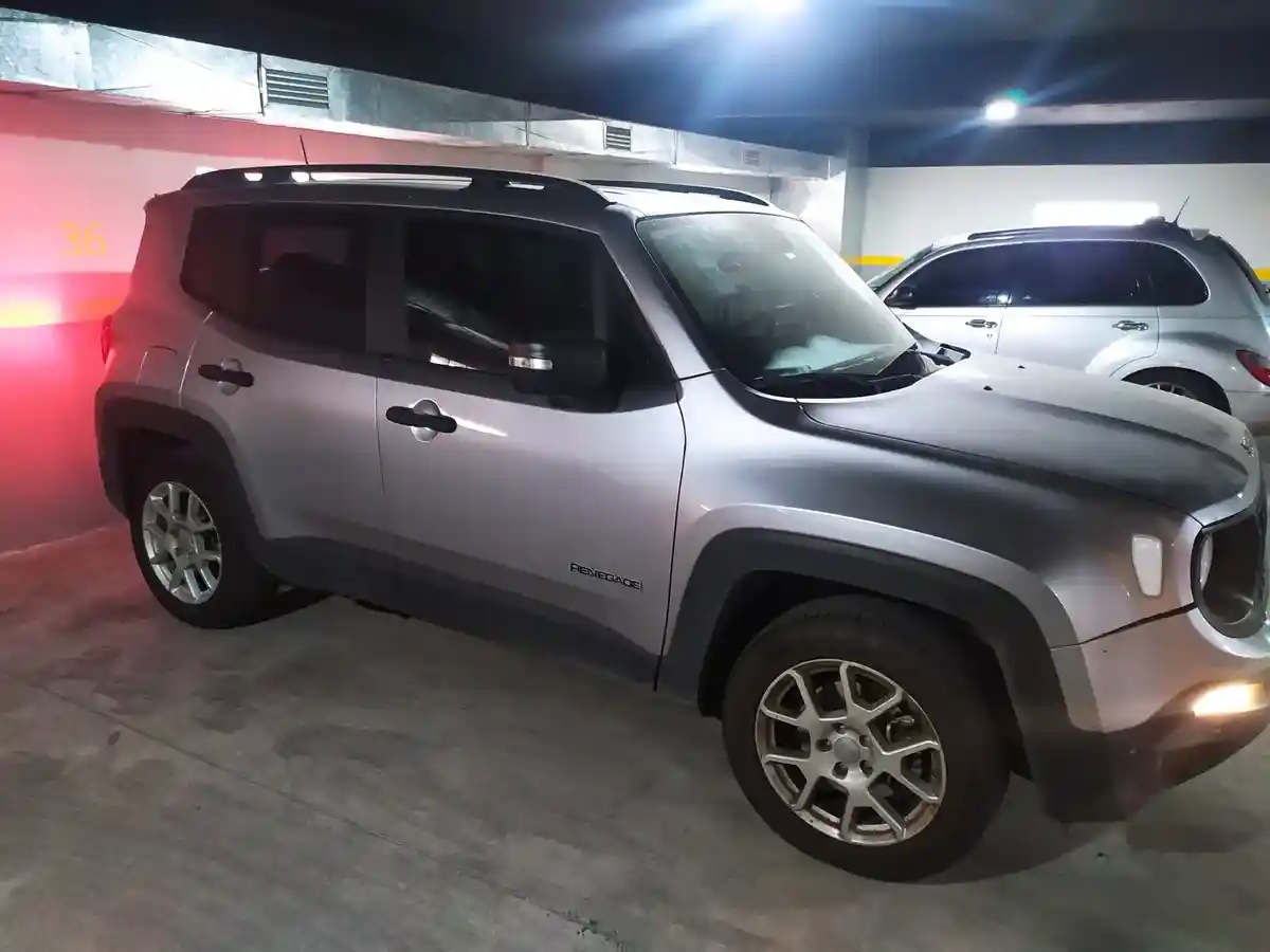 Jeep Renegade 1.8 Sport 2021 - foto 3