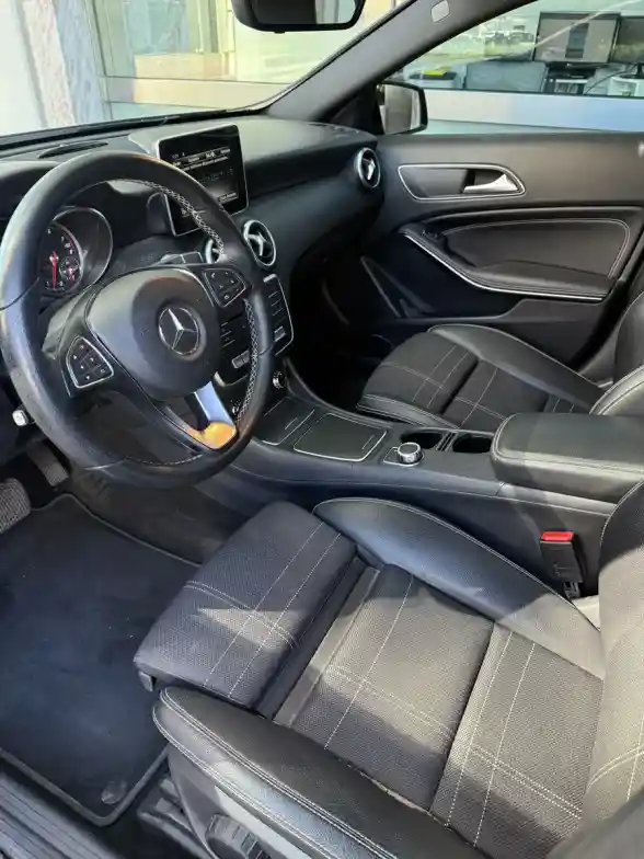 Mercedes-Benz Clase A 1.6 A 200 Urban 156Cv Thermotronic 2016 - foto 4