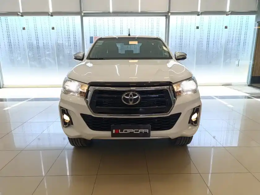 Toyota Hilux Pick-Up 2.8 Cd Sr 177Cv 4X4 2020 - foto 2