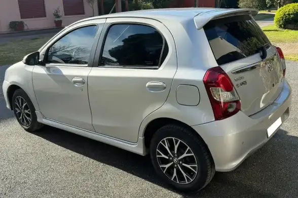 Toyota Etios 1.5 Xls Pack At 2023 - foto 3