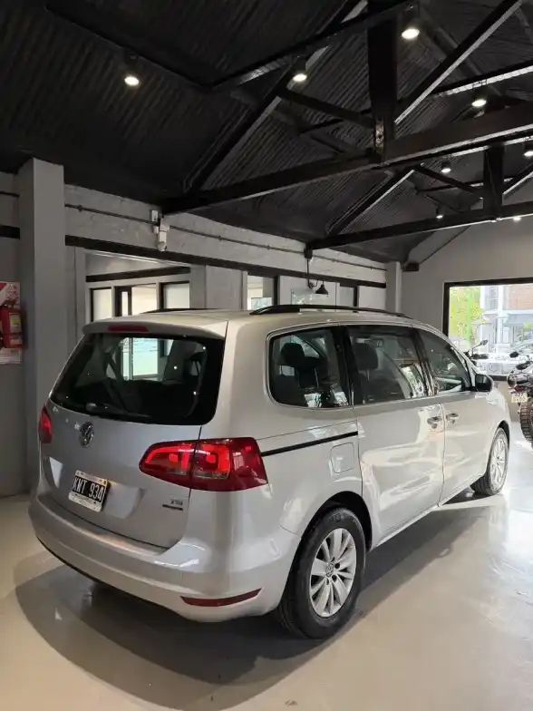 Volkswagen Sharan 1.4 Comfortline Tsi Bluemotion 6Mt 2011 - foto 4