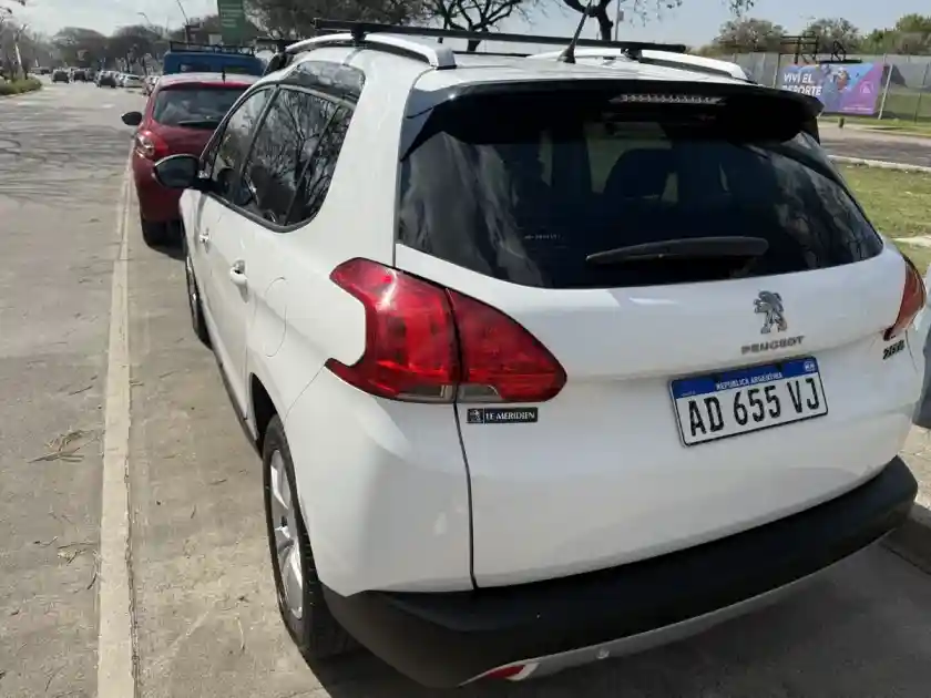 Peugeot 2008 1.6 Allure 2019 - foto 2