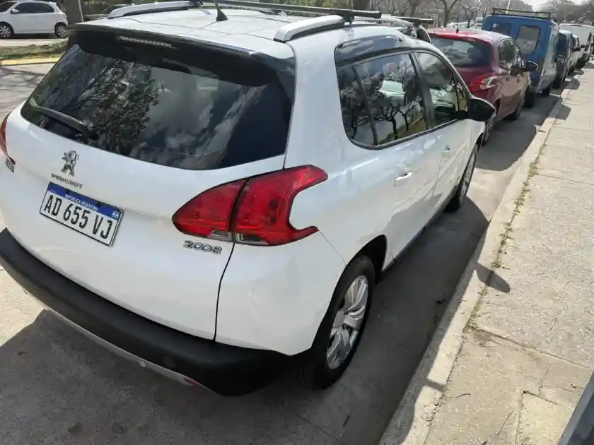 Peugeot 2008 1.6 Allure 2019 - foto 3