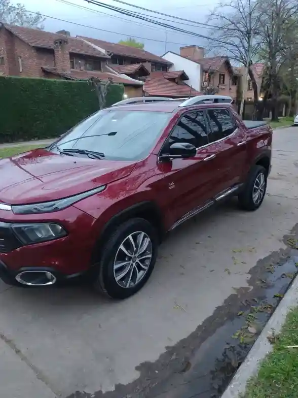 Fiat Toro 2.0 Volcano My19 4X4 At 2021 - foto 1