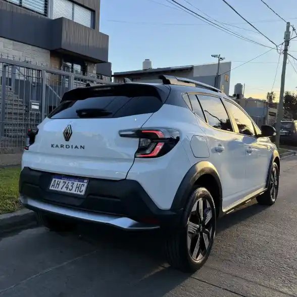 Renault Kardian 1.0 Tce Iconic 200 Edc 2025 - foto 2