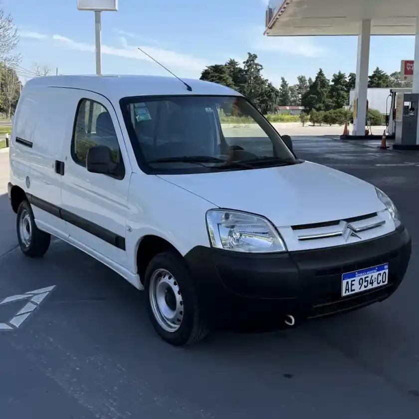 Citroën Berlingo Furgon 1.6 Hdi 92 Bussines 2021 - foto 3