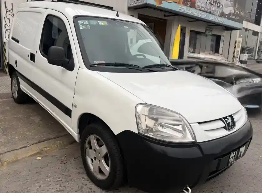 Peugeot Partner 1.6 Furgon Confort 5As 2018 - foto 2