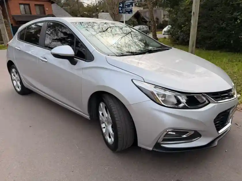 Chevrolet Cruze 1.4 Lt Mt Sedan 2018 - foto 2