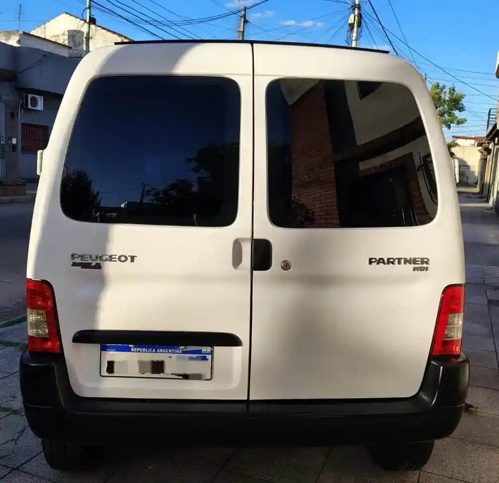 Peugeot Partner 1.6 Hdi Confort 5As 2019 - foto 3