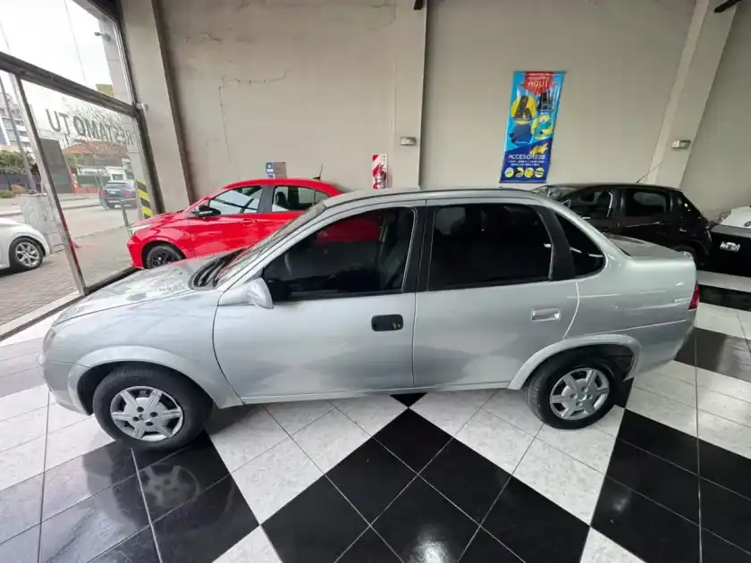 Chevrolet Classic 1.4 Ls Abs Airbag 2014 - foto 4