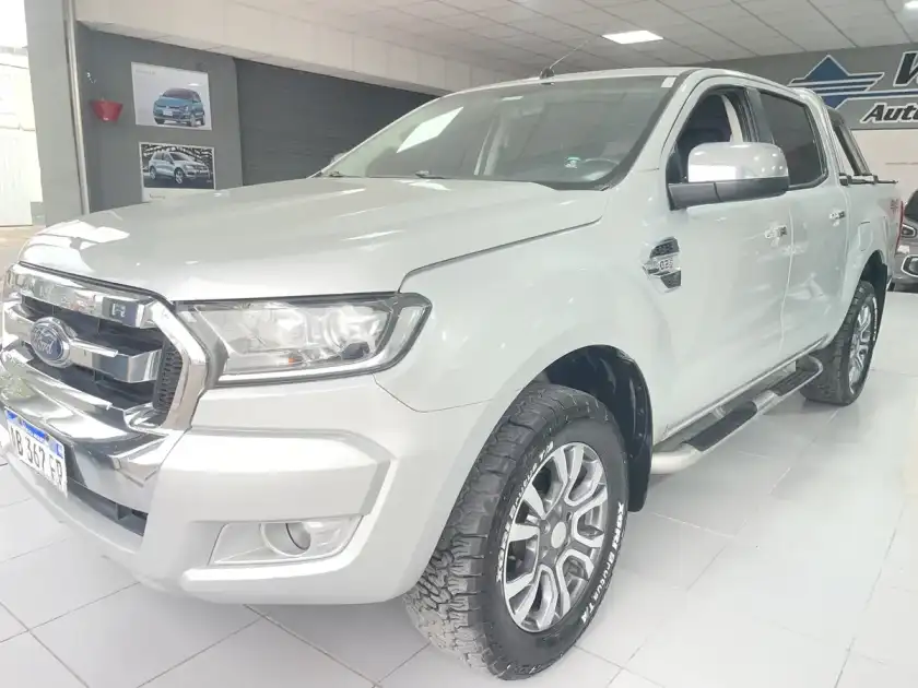 Ford Ranger 3.2 Cd Xlt Tdci 200Cv 4X2 At 2017 - foto 1