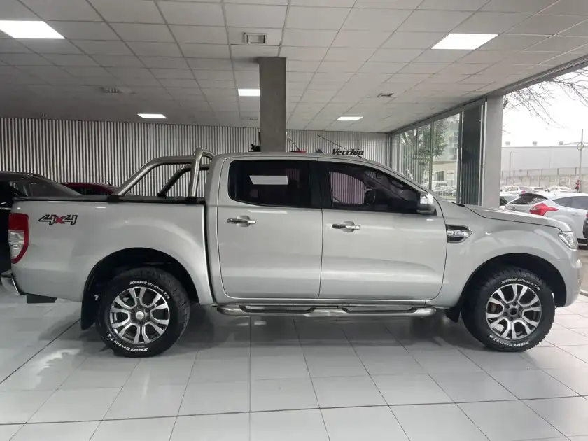 Ford Ranger 3.2 Cd Xlt Tdci 200Cv 4X2 At 2017 - foto 2