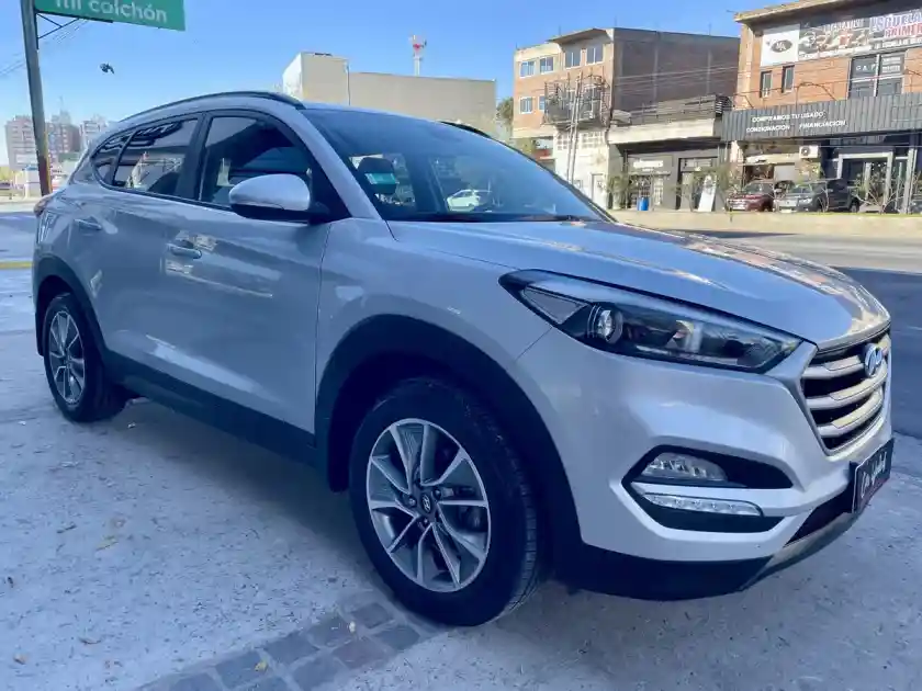 Hyundai Tucson 2.0 C/Techo 2018 - foto 2