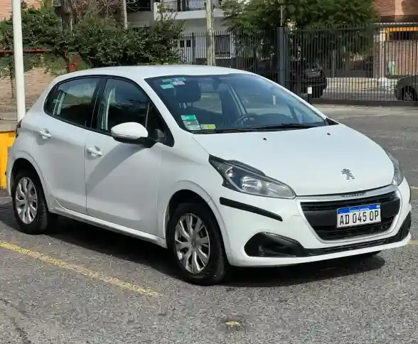 Peugeot 208 1.6 Active 2018 - foto 2