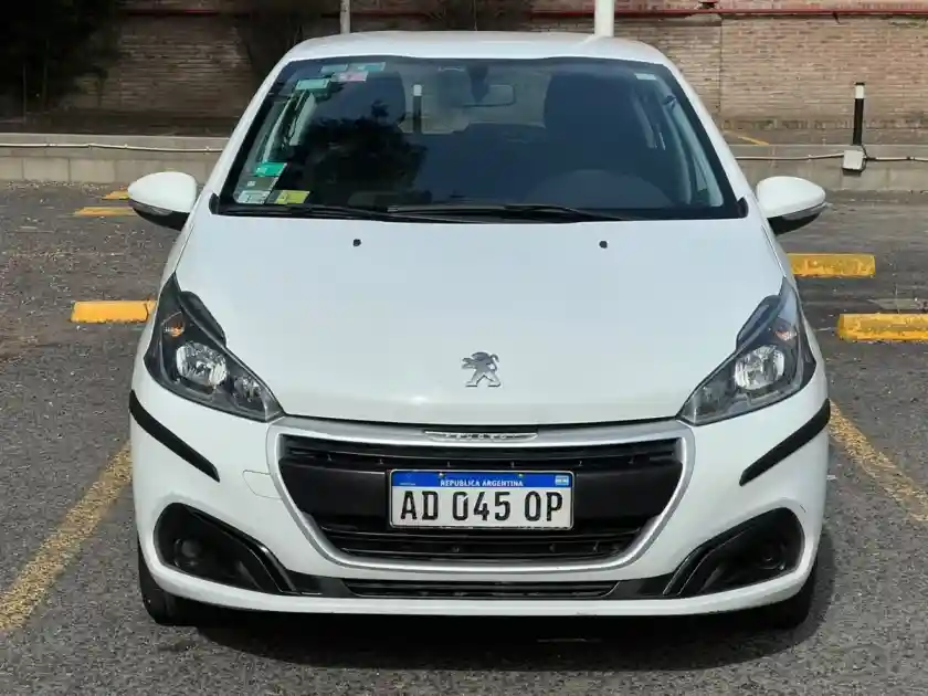 Peugeot 208 1.6 Active 2018 - foto 3