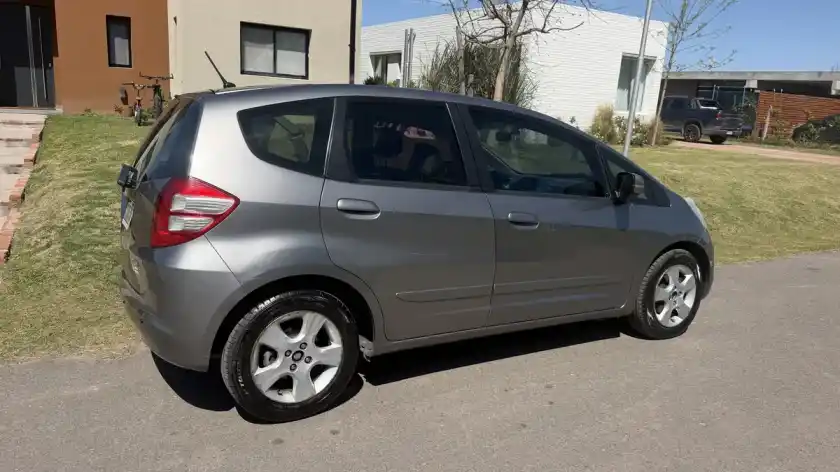 Honda Fit 1.4 Lx-L Mt 100Cv 2009 - foto 2