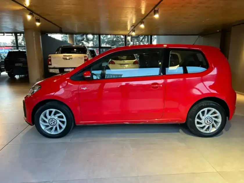 Volkswagen Up! 1.0 High Up! 3 P 2018 - foto 4