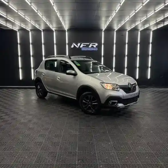 Renault Sandero Stepway 1.6 Intens 2022 - foto 1